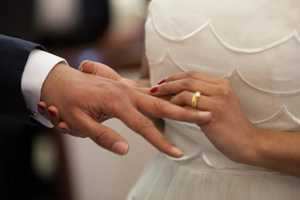 都说钻石婚、金婚什么的