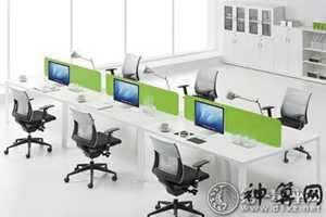 属牛办公室座位的风水(属牛办公室座位朝向风水的布局)