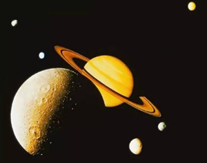 多少个地球相当于一个土星(多少个地球等于一个土星)