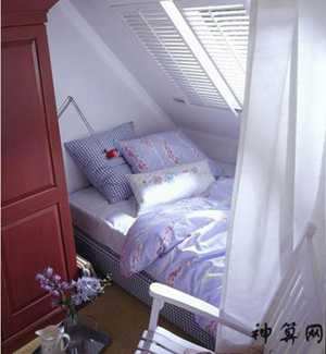 阁楼床对凹尖风水(阁楼床头朝哪个方向好)