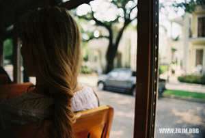 做梦梦到死了邻居长辈还活着(做梦梦到死了邻居长辈)