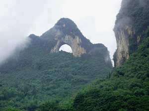 阳朔山脉风水特征(阳朔山脉风水)