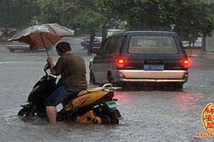 梦见大暴雨发洪水什么预兆 梦见大暴雨发大水见大水淹路