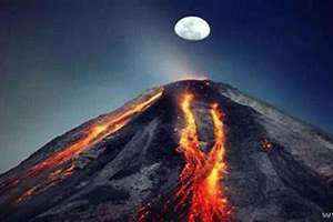梦见火山爆发逃跑预示什么(梦见火山)